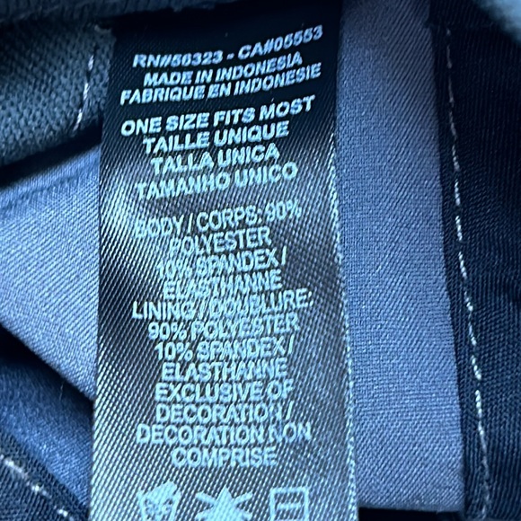 Nike PureVax golf cap. Gray with mint embroidery. One Size with Velcro closure - Picture 6 of 10